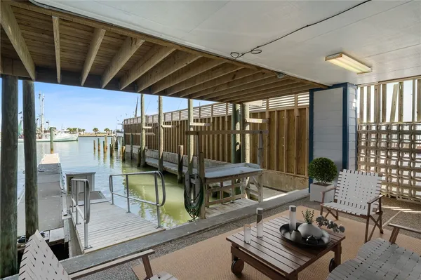 $4,500 | 318 West Cotter Avenue, Unit 1, Port Aransas, TX 78373