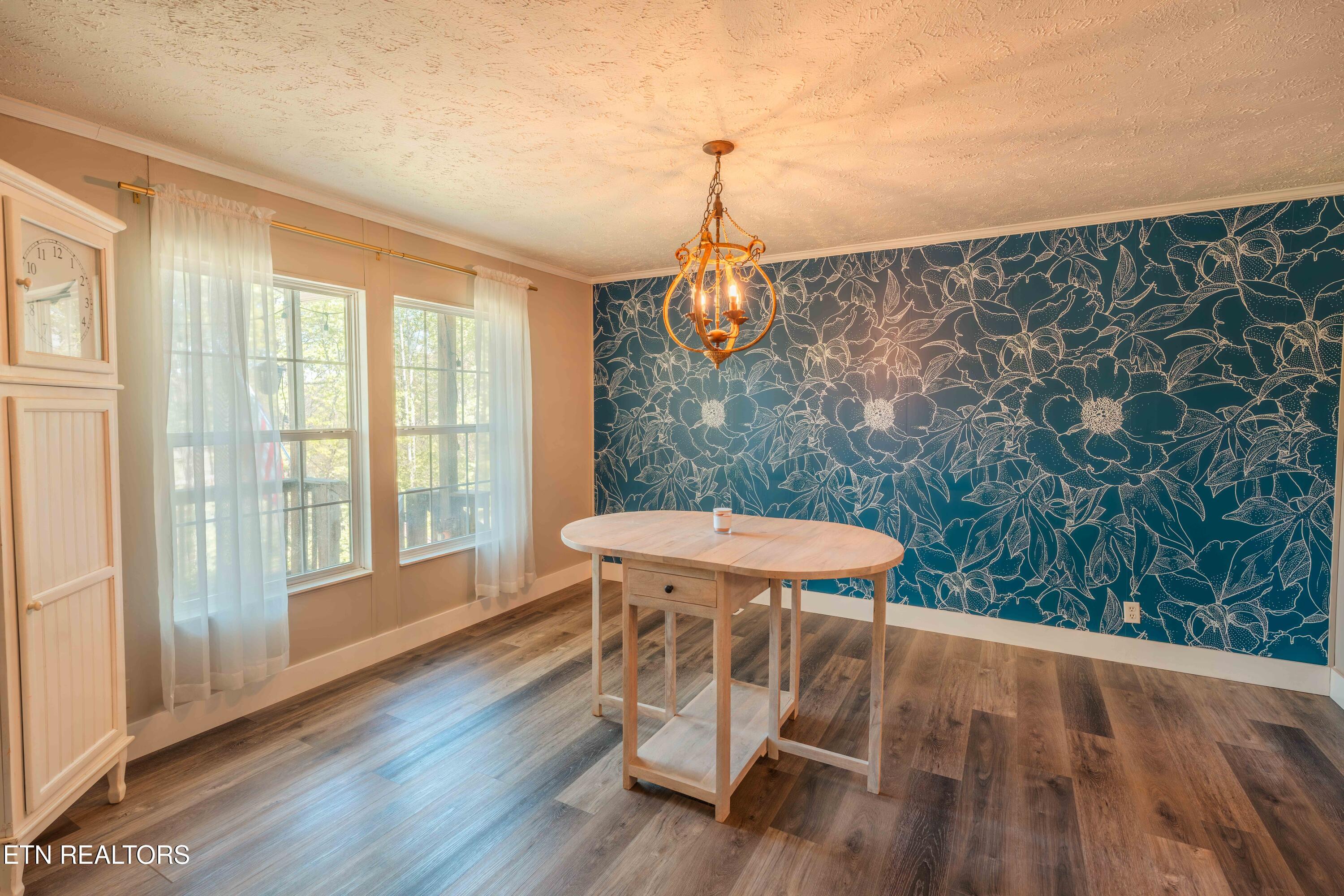 631 Laurel Road Clinton, TN 37716 - Photo 16 of 43 Dining Space with Views