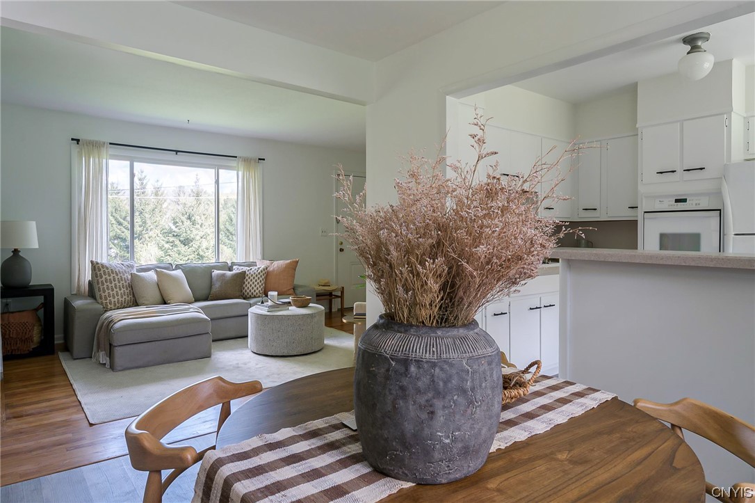 1124 Nottingham Road De Witt, NY 13078 - Photo 15 of 50