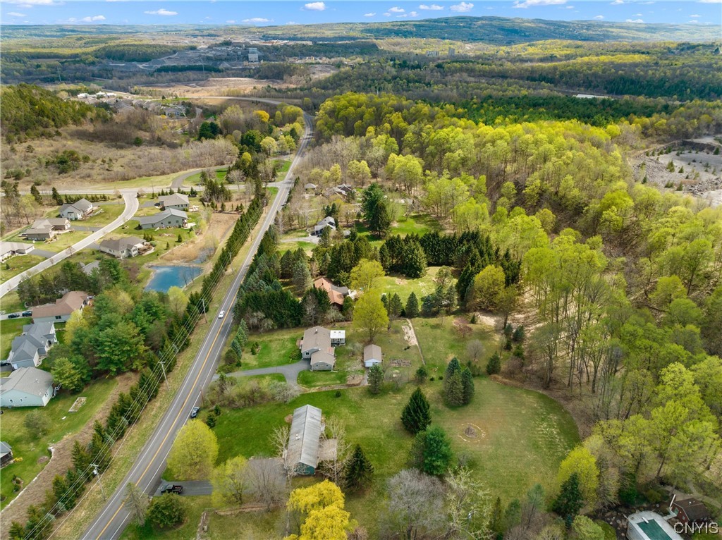 1124 Nottingham Road De Witt, NY 13078 - Photo 47 of 50