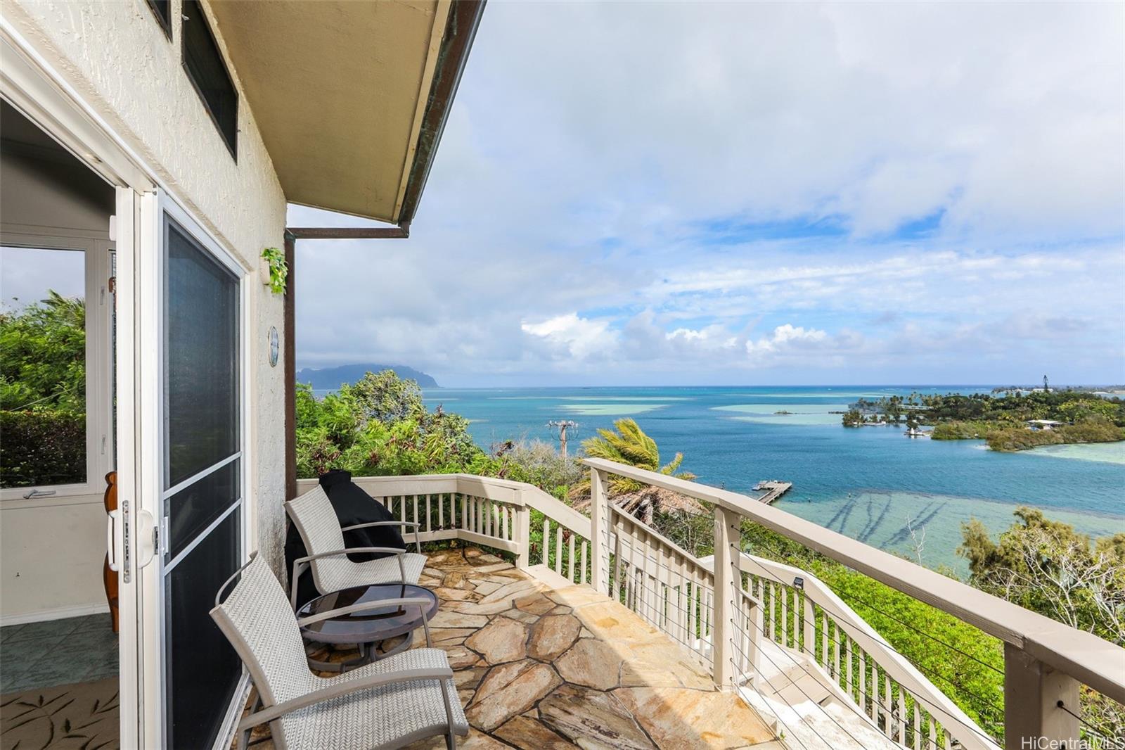 45-001 Lilipuna Road, Unit B Kaneohe, HI 96744 - Photo 12 of 22 a view of balcony with furniture