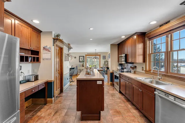 $549,000 | 61 Campbell Bay Road, Swanton, VT 05488