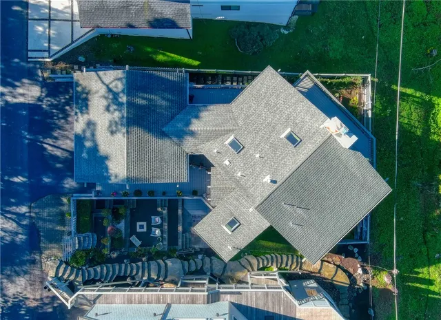 an aerial view of multiple house