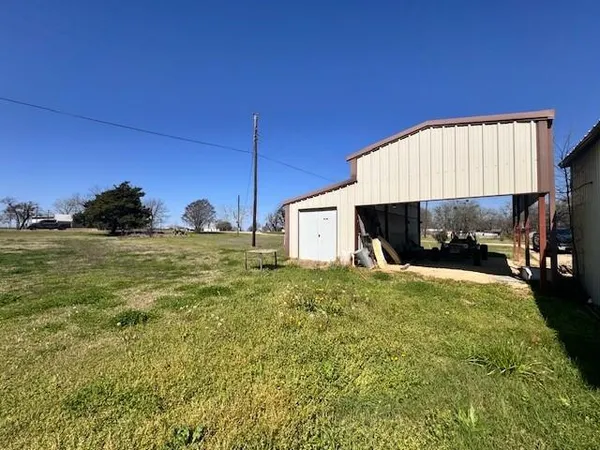 $339,900 | 8208 Pearl Street, Alvarado, TX 76009