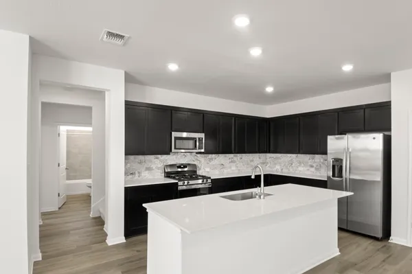 $412,900 | 304 Bay Breeze Drive, Kyle, TX 78640