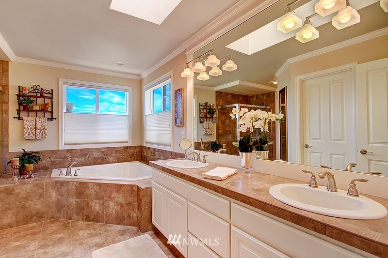 4429 220th Street Southeast Bothell, WA 98021 - Photo 16 of 25