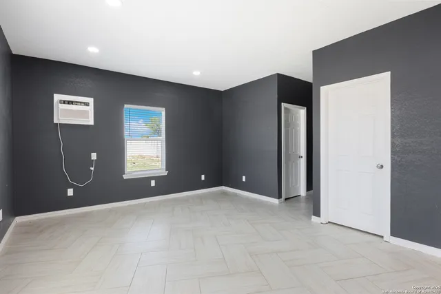 a view of livingroom with window