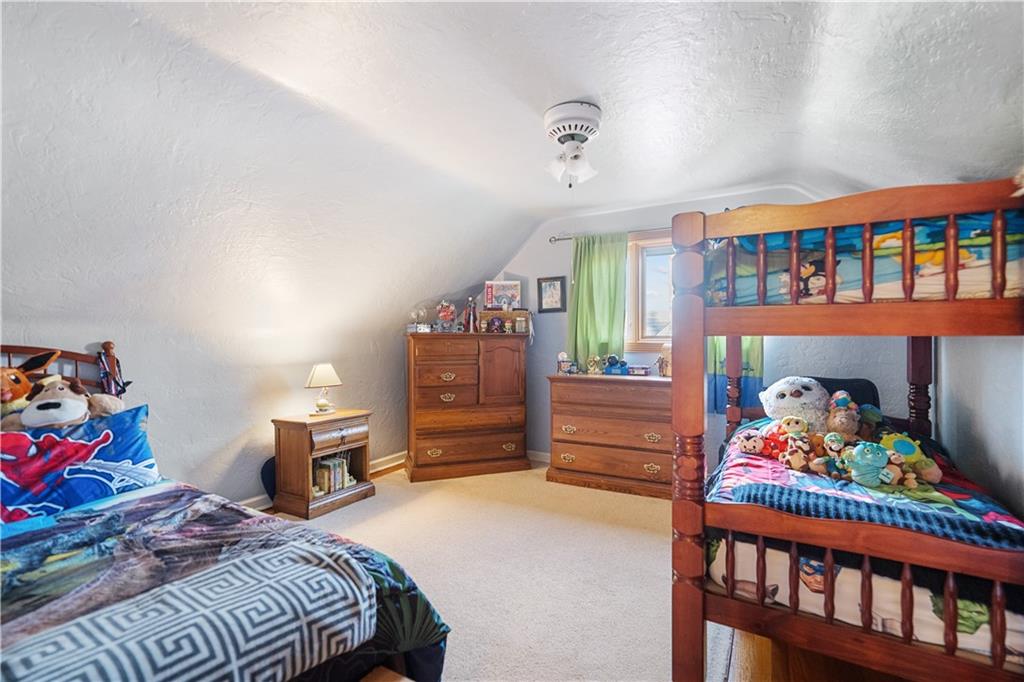 1341 Varner Road Pittsburgh, PA 15227 - Photo 16 of 27 Gallery Image 16