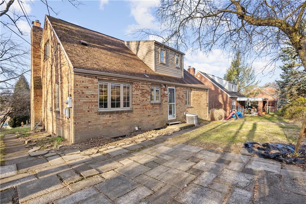 1341 Varner Road Pittsburgh, PA 15227 - Photo 20 of 27 Gallery Image 20