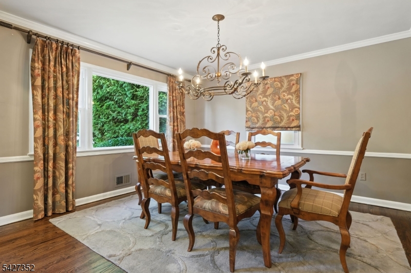 15 Catalpa Road Morristown, NJ 07960 - Photo 11 of 27