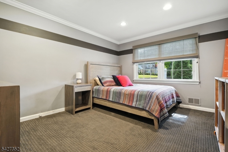 15 Catalpa Road Morristown, NJ 07960 - Photo 14 of 27