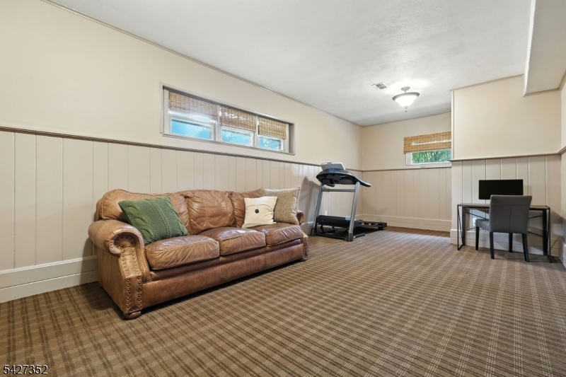 15 Catalpa Road Morristown, NJ 07960 - Photo 21 of 27