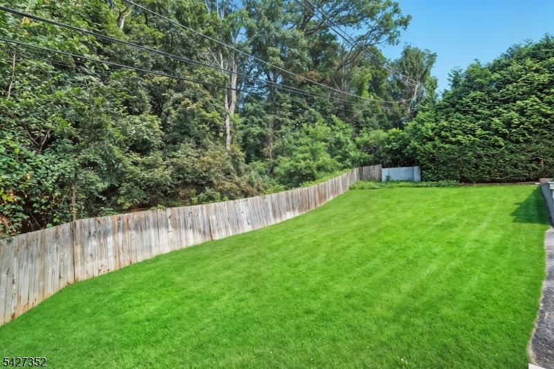 15 Catalpa Road Morristown, NJ 07960 - Photo 24 of 27