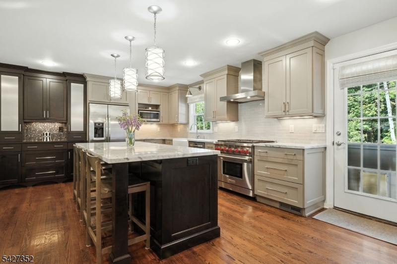 15 Catalpa Road Morristown, NJ 07960 - Photo 7 of 27
