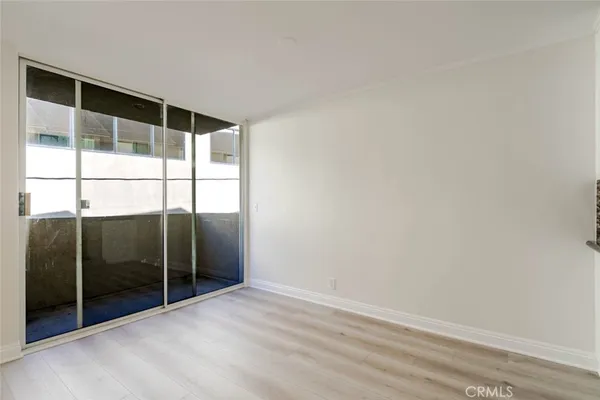 $3,400 | 14141 Dickens Street, Unit 211, Sherman Oaks, CA 91423