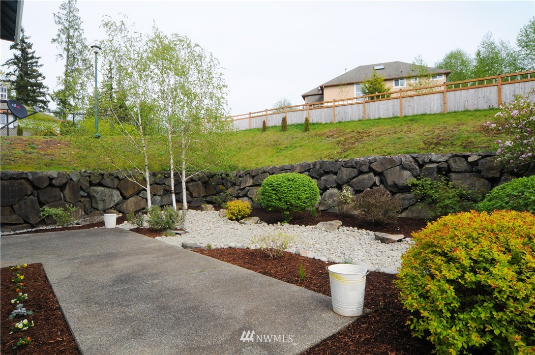 16465 Southeast 166th Terrace Renton, WA 98058 - Photo 2 of 22