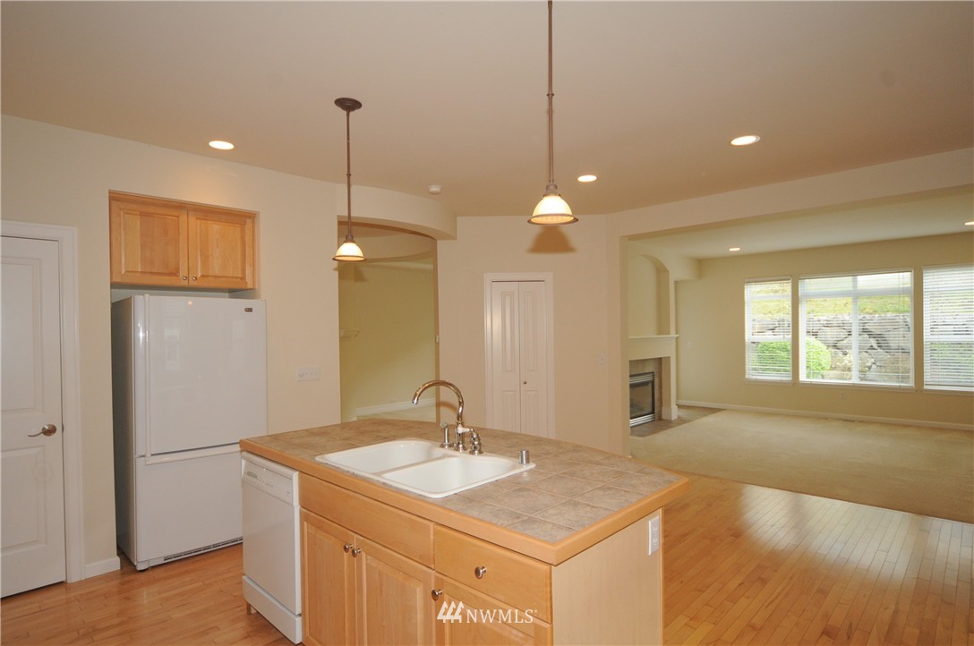 16465 Southeast 166th Terrace Renton, WA 98058 - Photo 11 of 22