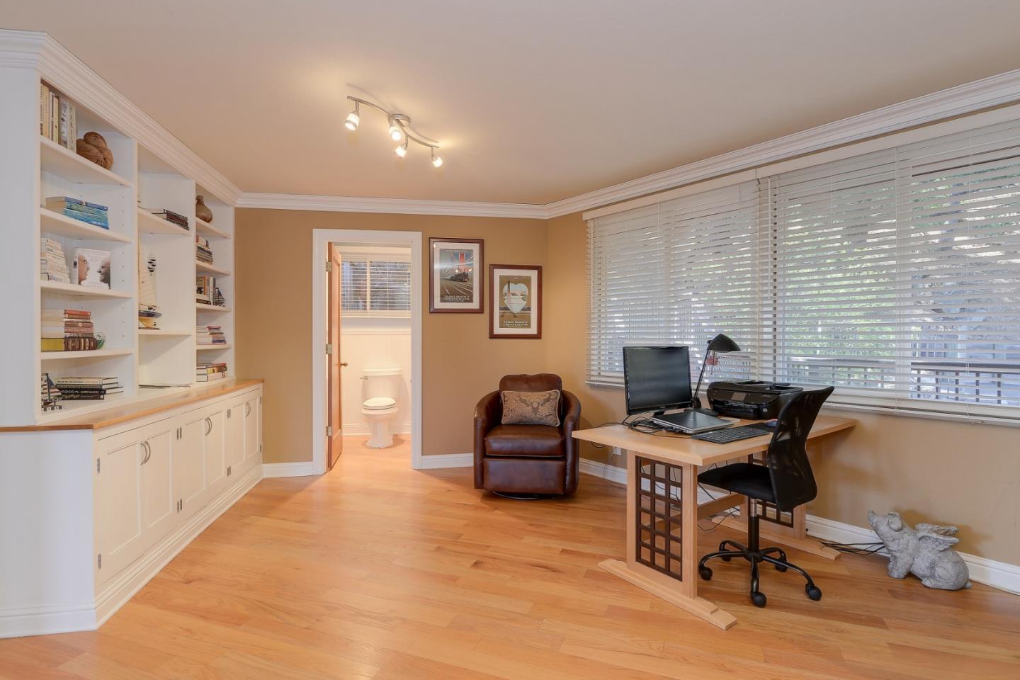 18503 Favre Ridge Road Los Gatos, CA 95033 - Photo 20 of 40 a workspace with furniture and window