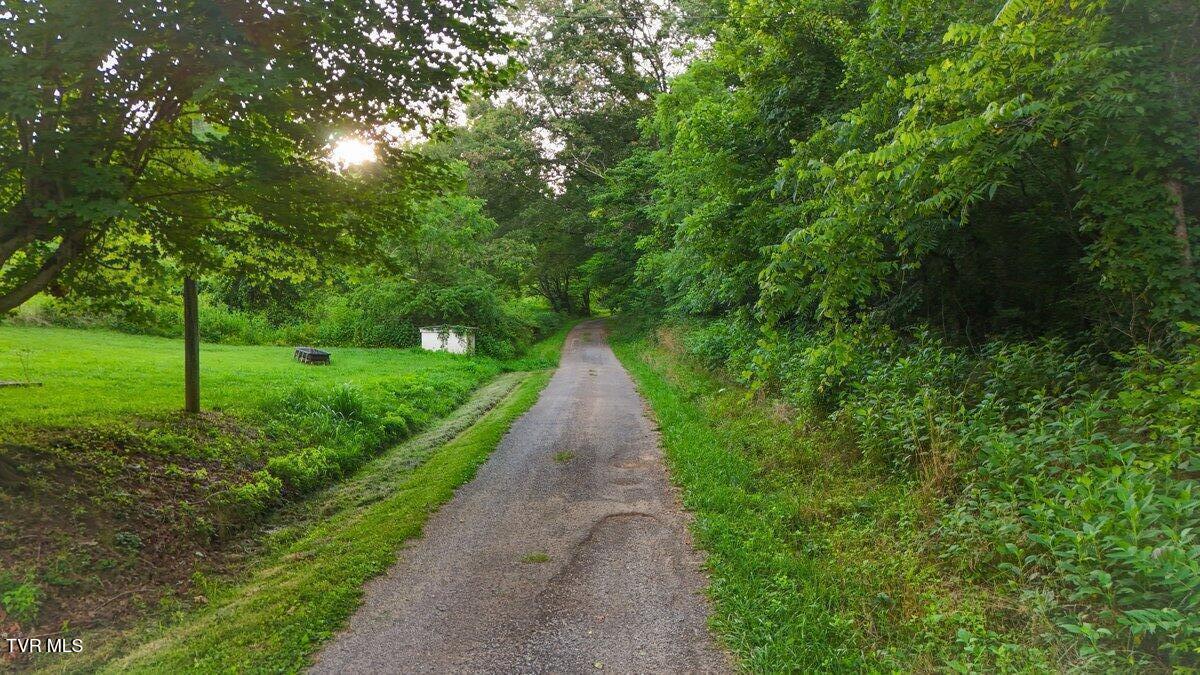 Front Road