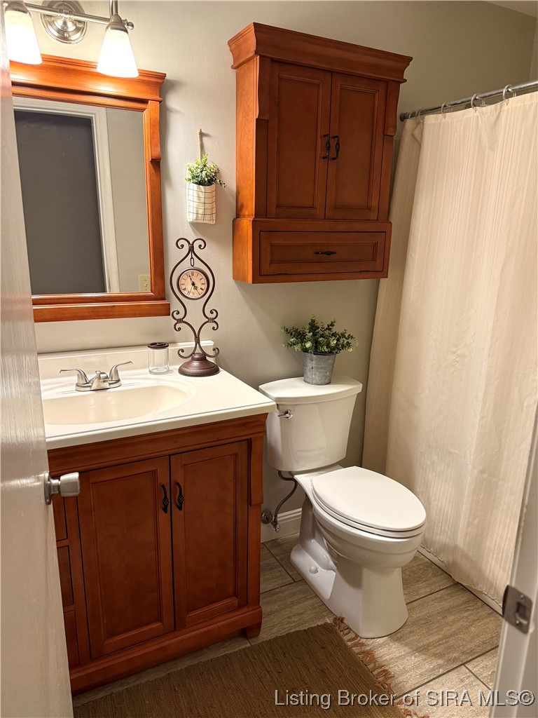 1817 South Carmel Road Hanover, IN 47243 - Photo 32 of 43 Bath