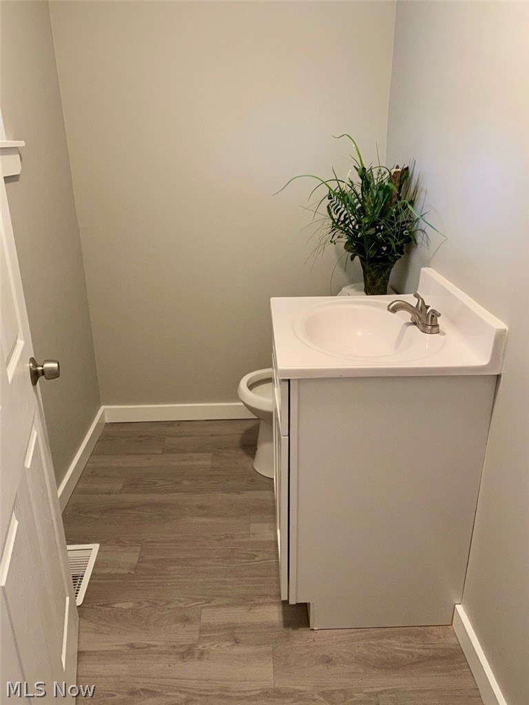 7503 Ottawa Road Cleveland, OH 44105 - Photo 10 of 15 Gallery Image 10