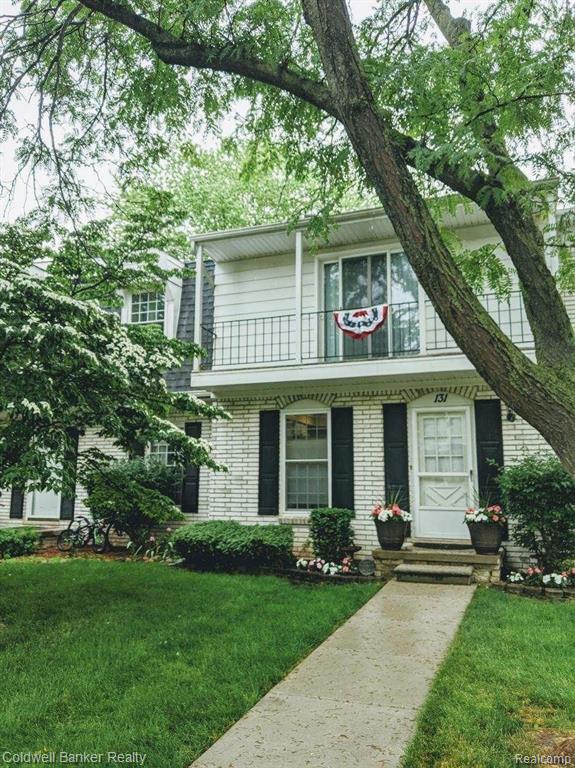 131 Manor Way Rochester Hills, MI 48309 - Photo 1 of 14
