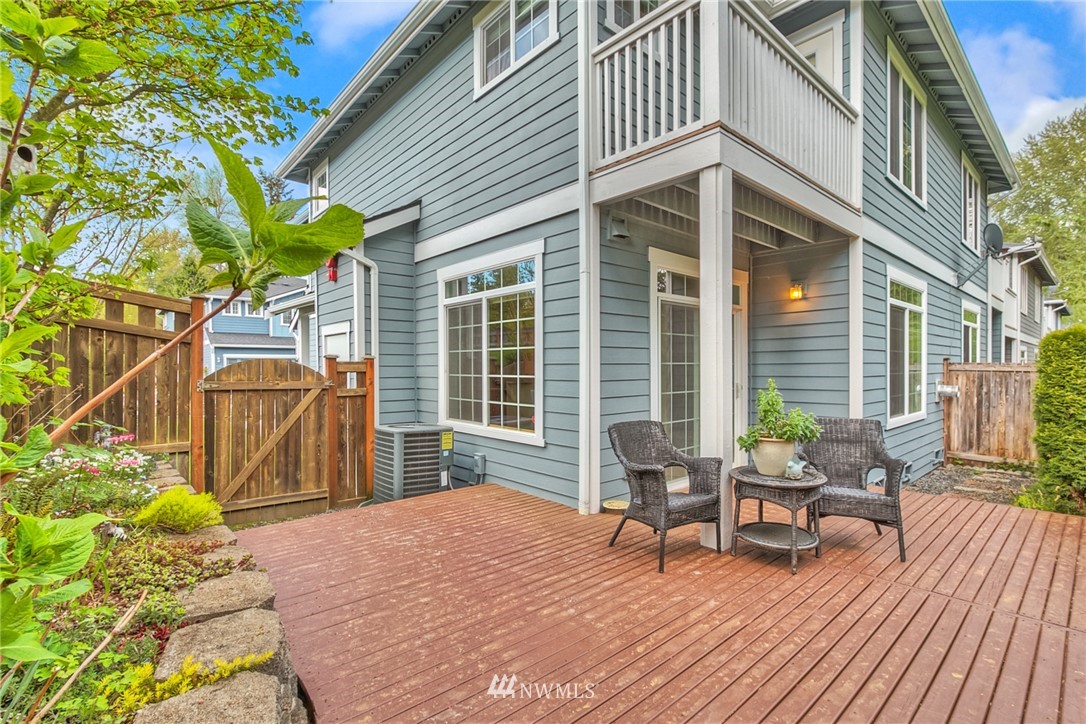 902 225th Place Southeast Bothell, WA 98021 - Photo 19 of 20 a house view with a seating space