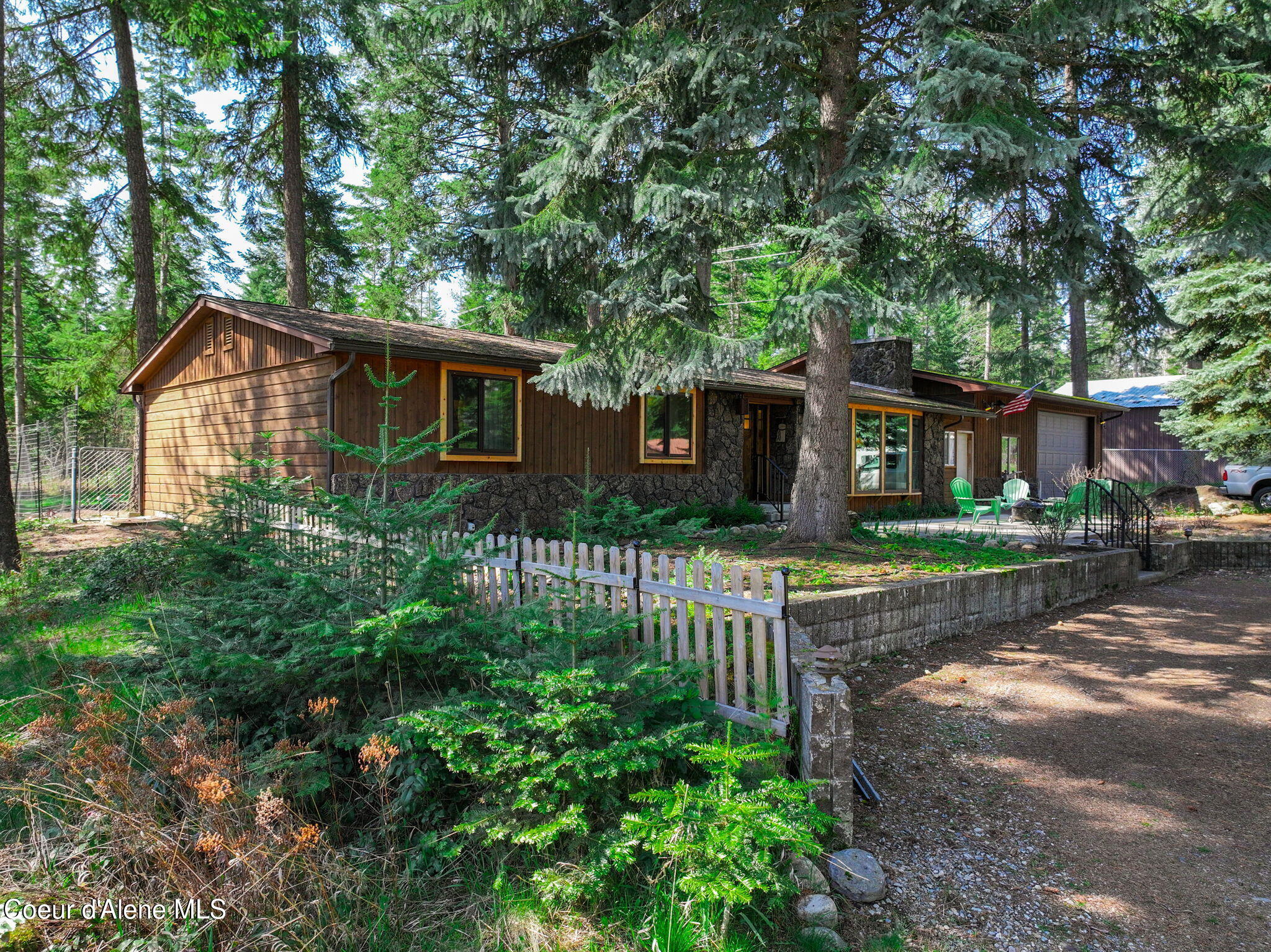 16232 East 1st Street Bayview, ID 83803 - Photo 4 of 31 Front & side