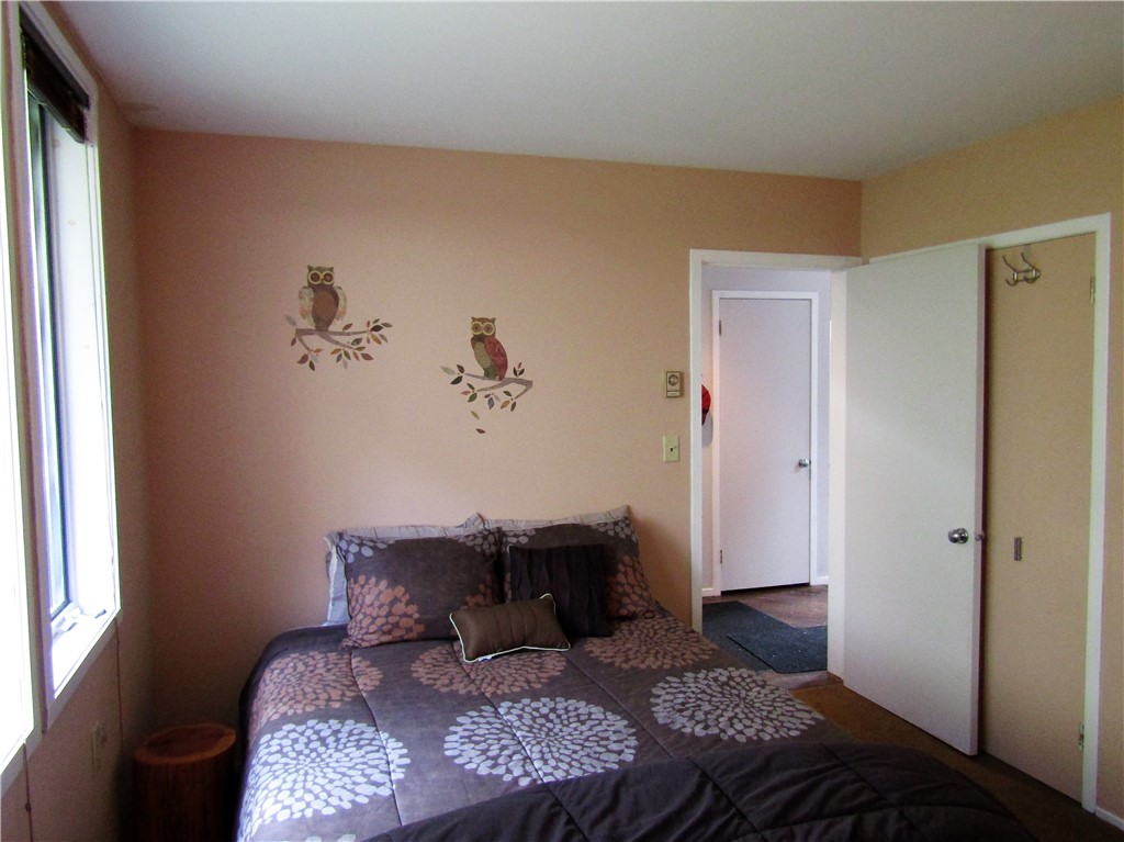 132 Pines Drive, Unit 67 Roxbury, NY 12421 - Photo 10 of 39 Main floor bedroom
