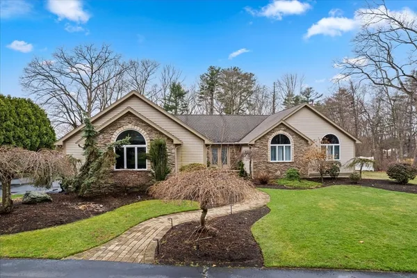 $1,299,000 | 267 Chestnut Street, Seekonk, MA 02771