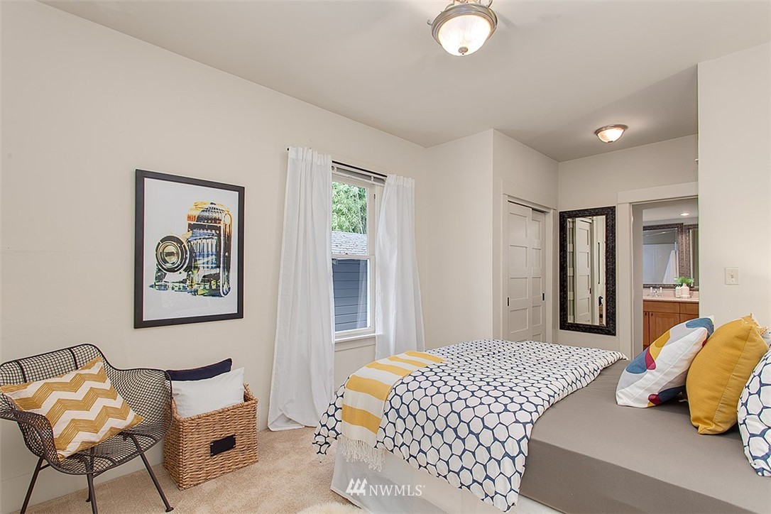 626 North 65th Street Seattle, WA 98103 - Photo 7 of 16 Gallery Image 7