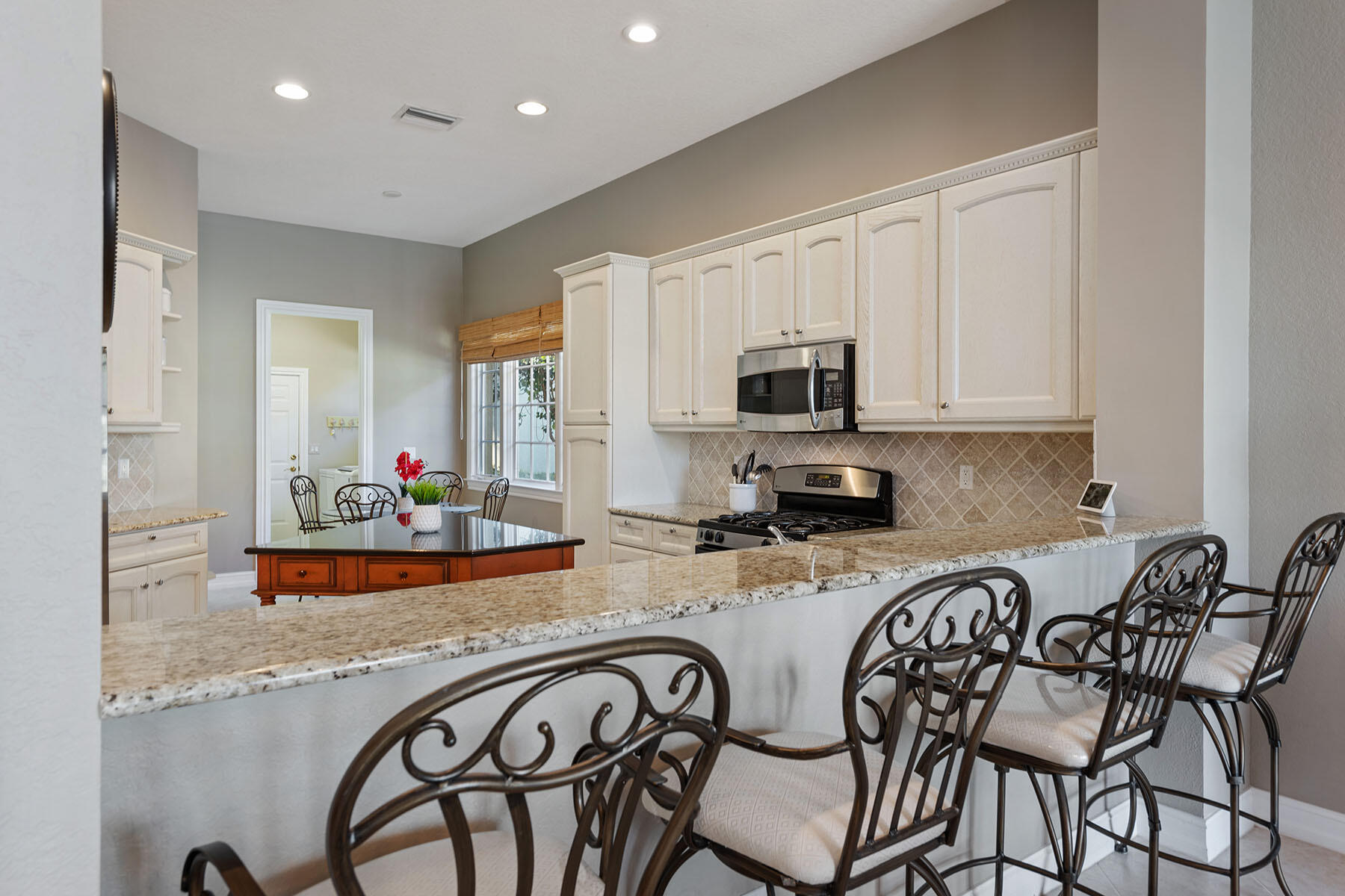 8528 Mallards Way Naples, FL 34114 - Photo 5 of 45 222017027bb