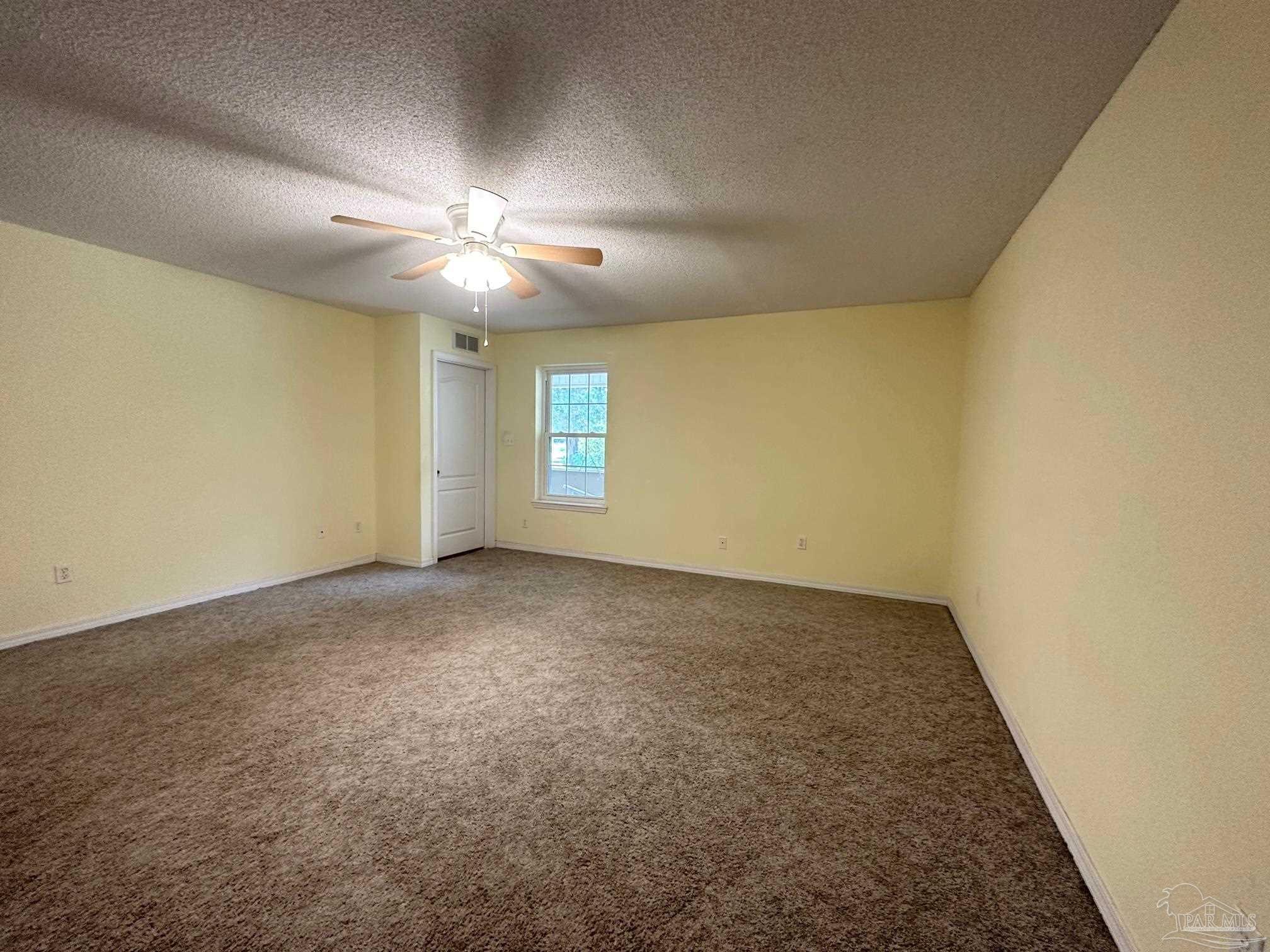 5978 Hamilton Bridge Road Milton, FL 32570 - Photo 31 of 50 Split off Great Room