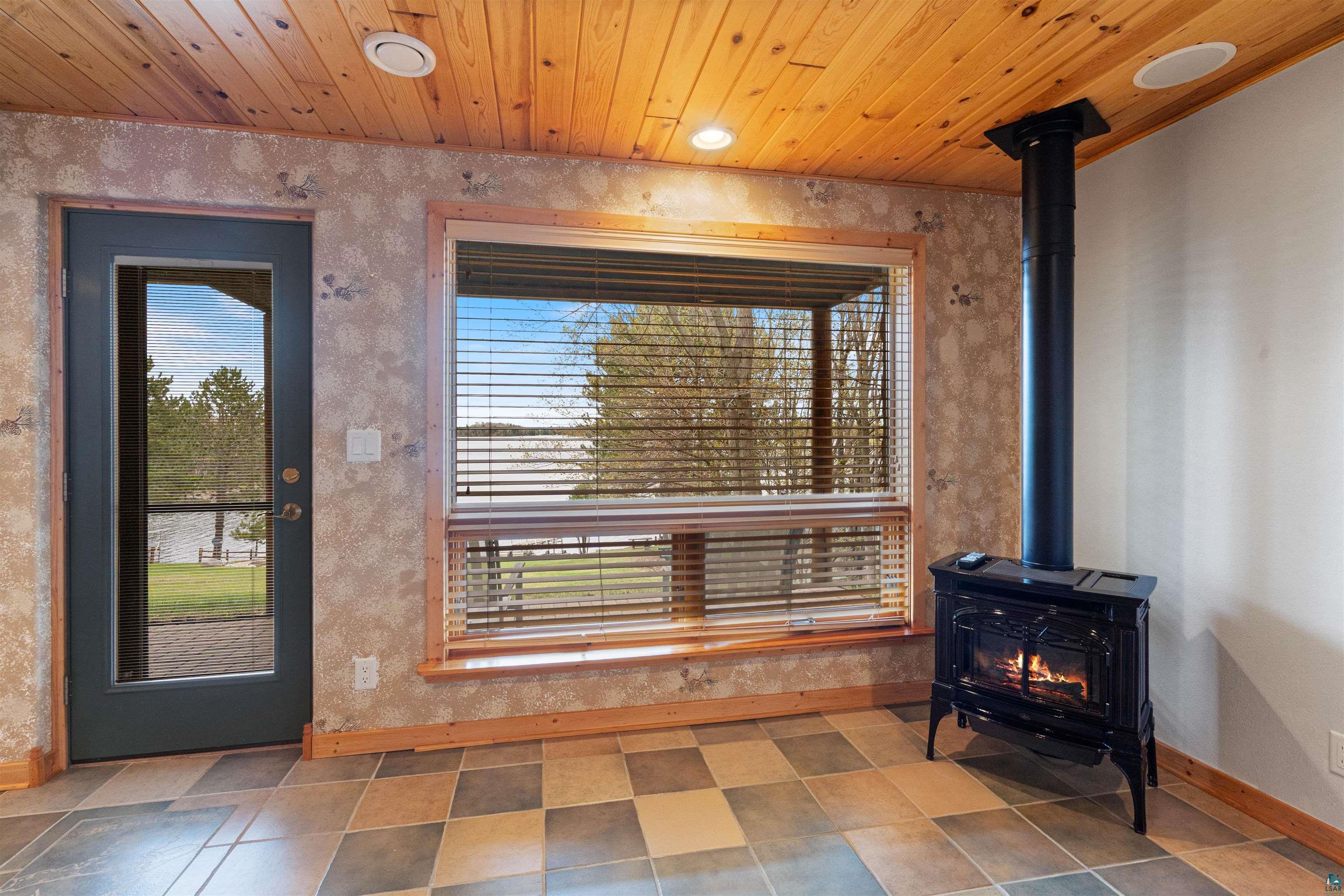 7024 Van Road Duluth, MN 55803 - Photo 26 of 44