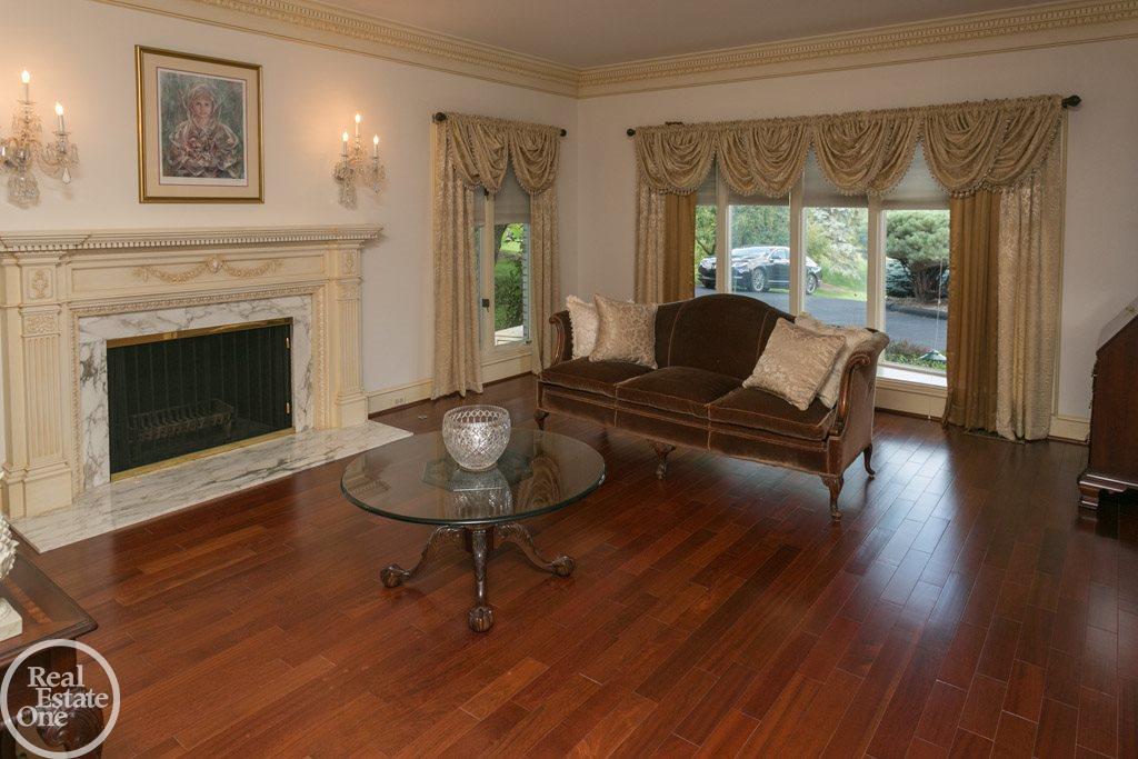 5941 Southgate Road Rochester, MI 48306 - Photo 9 of 71