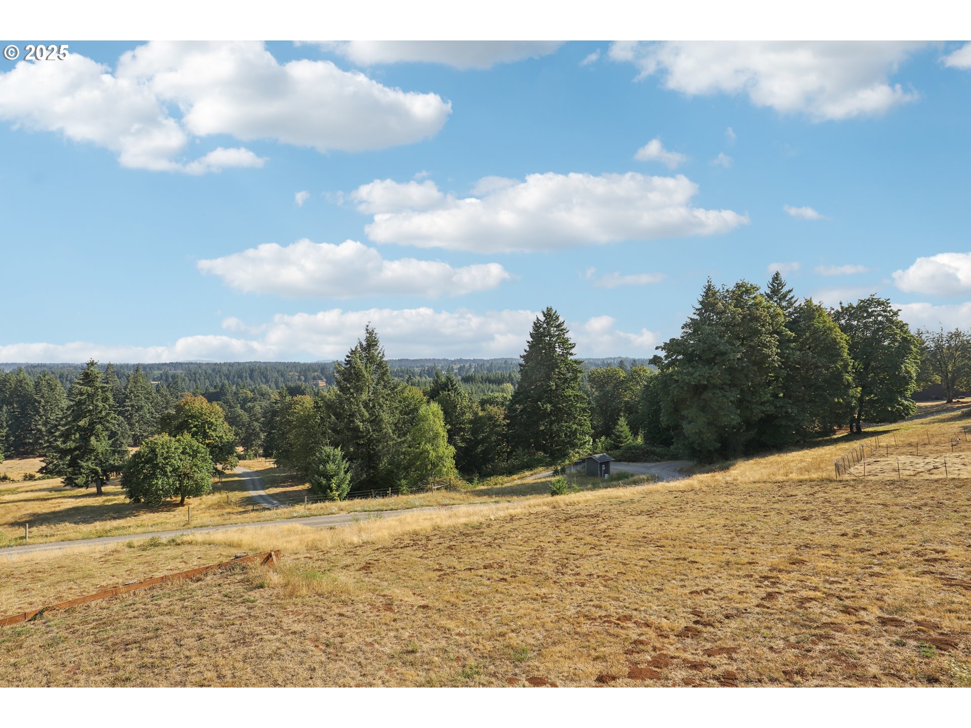 13005 South Casto Road Oregon City, OR 97045 - Photo 41 of 43 a view of outdoor space with mountain view