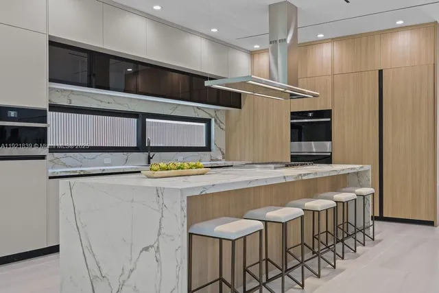 $3,195,000 | 618 Northeast 17th Way, Fort Lauderdale, FL 33304