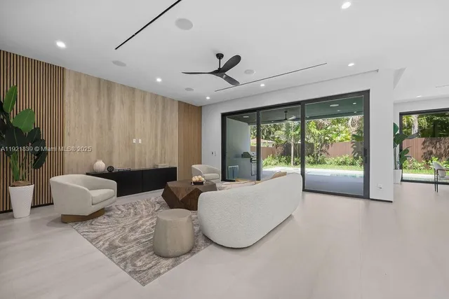 $3,195,000 | 618 Northeast 17th Way, Fort Lauderdale, FL 33304