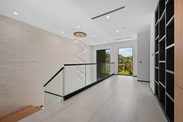 $3,195,000 | 618 Northeast 17th Way, Fort Lauderdale, FL 33304
