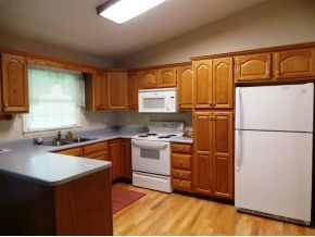 830 Lebanon Road Kingsport, TN 37663 - Photo 2 of 22 Updated kitchen