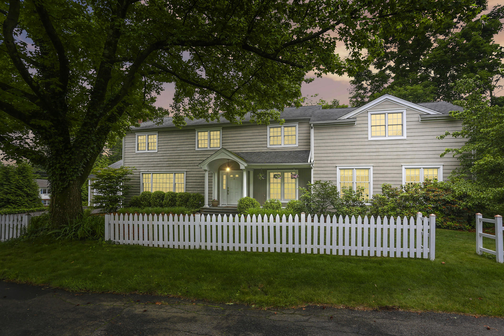 19 Middlesex Road Darien, CT 06820 - Photo 34 of 37 a front view of a house with a garden