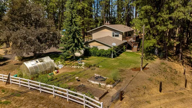 $899,000 | 12504 North Fairview Road, Mead, WA 99021