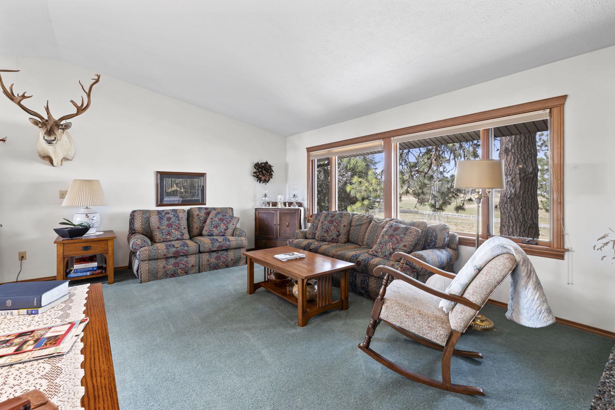 12504 North Fairview Road Mead, WA 99021 - Photo 8 of 50