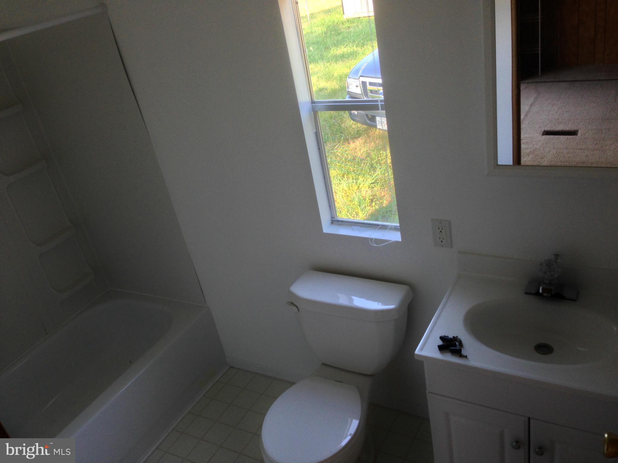 37227 Gibson Road Bushwood, MD 20618 - Photo 10 of 14 Bath (Master)