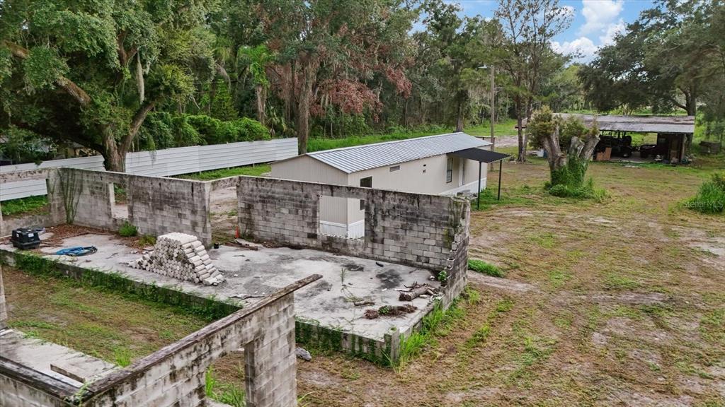 2102 Sydney Dover Road Dover, FL 33527 - Photo 5 of 38