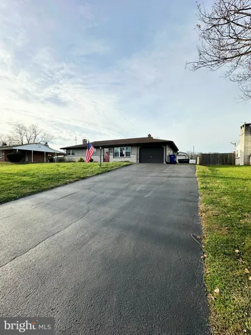 a view of an outdoor space and yard