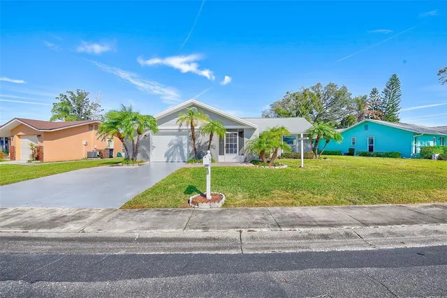 $375,000 | 4577 Great Lakes Drive South, Clearwater, FL 33762