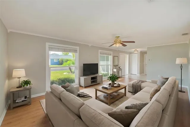 $375,000 | 4577 Great Lakes Drive South, Clearwater, FL 33762