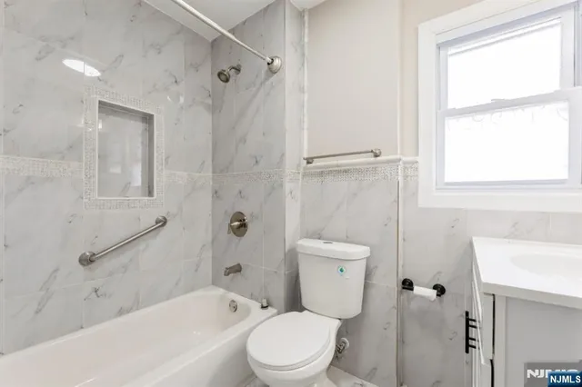 $515,000 | 134 Highview Place, Bogota, NJ 07603