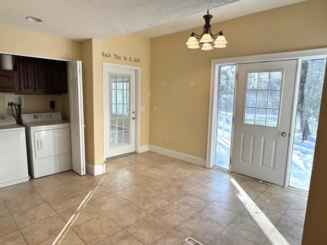 $229,500 | 315 3rd Avenue Northeast, Roseau, MN 56751